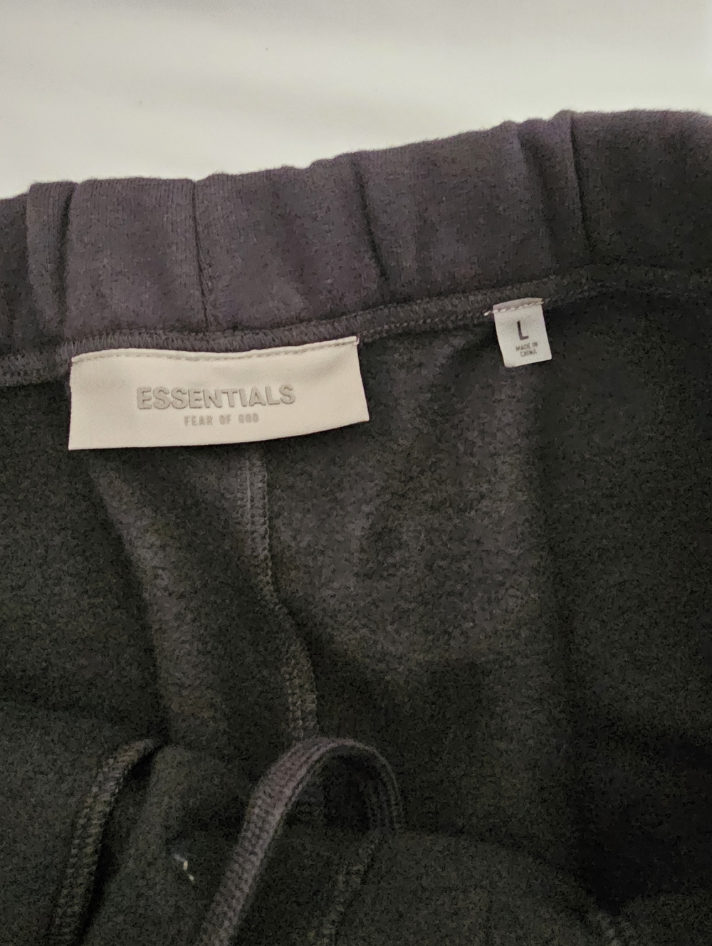 Essentials Fear of God 1977 Sweatpants Men’s Large Black Joggers - Picture 6 of 9
